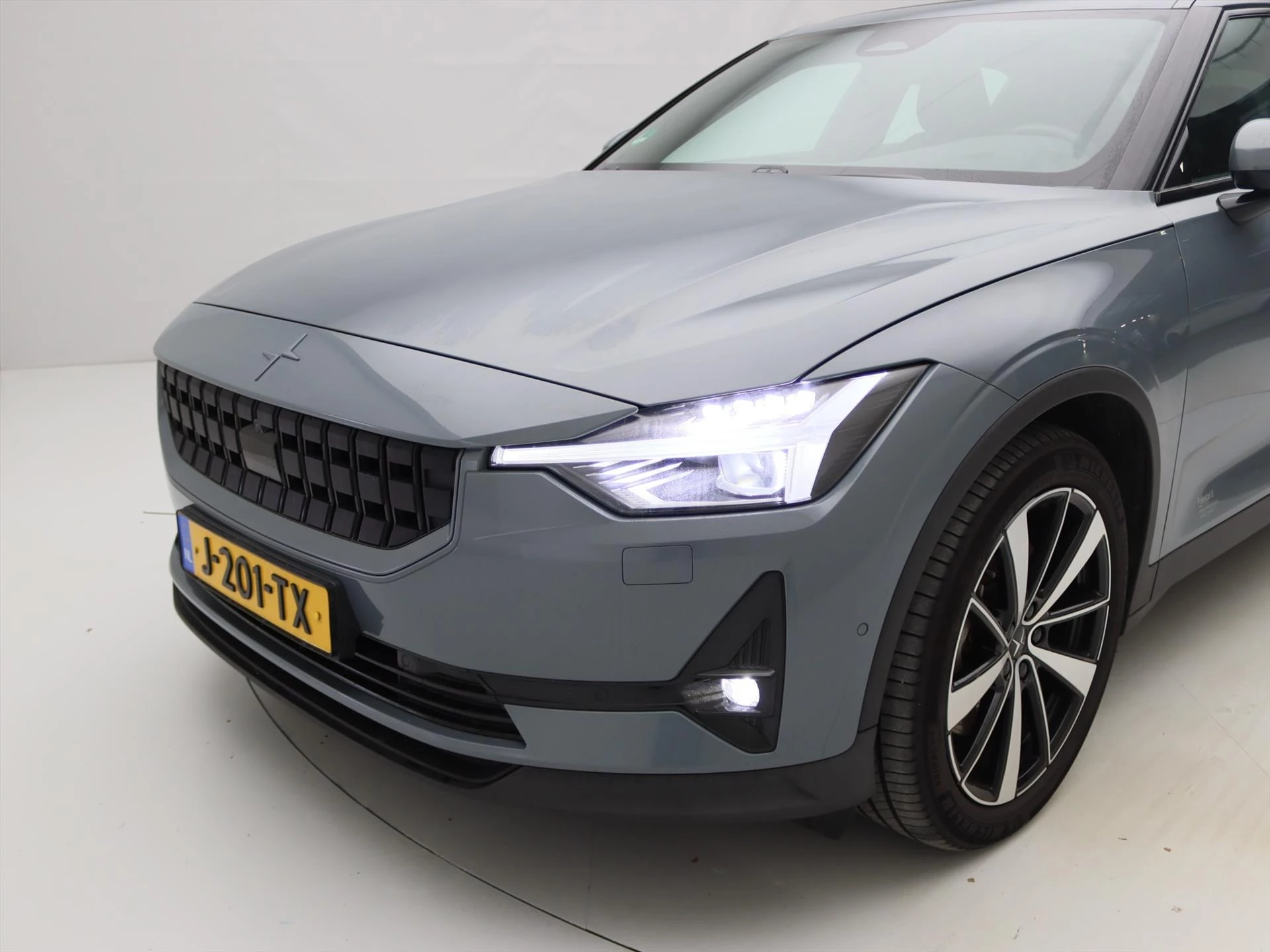 Hoofdafbeelding Polestar 2