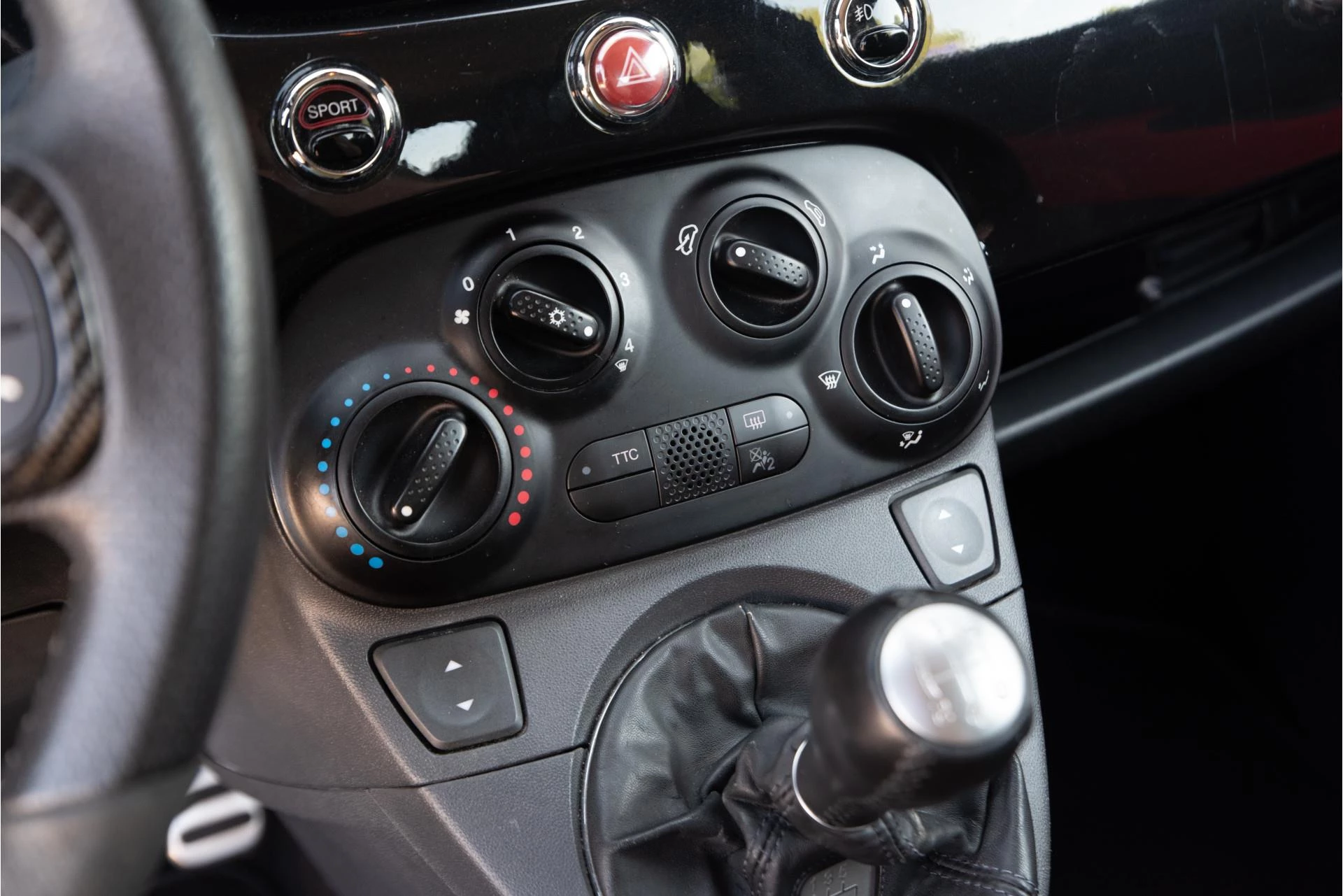 Hoofdafbeelding Fiat 500C