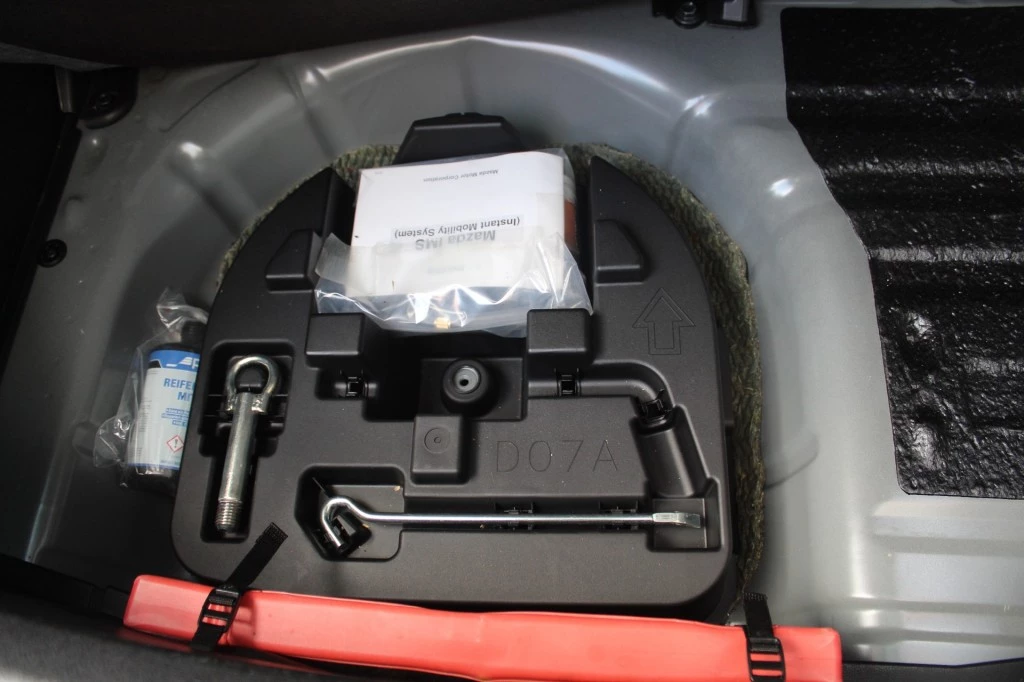 Hoofdafbeelding Mazda 2
