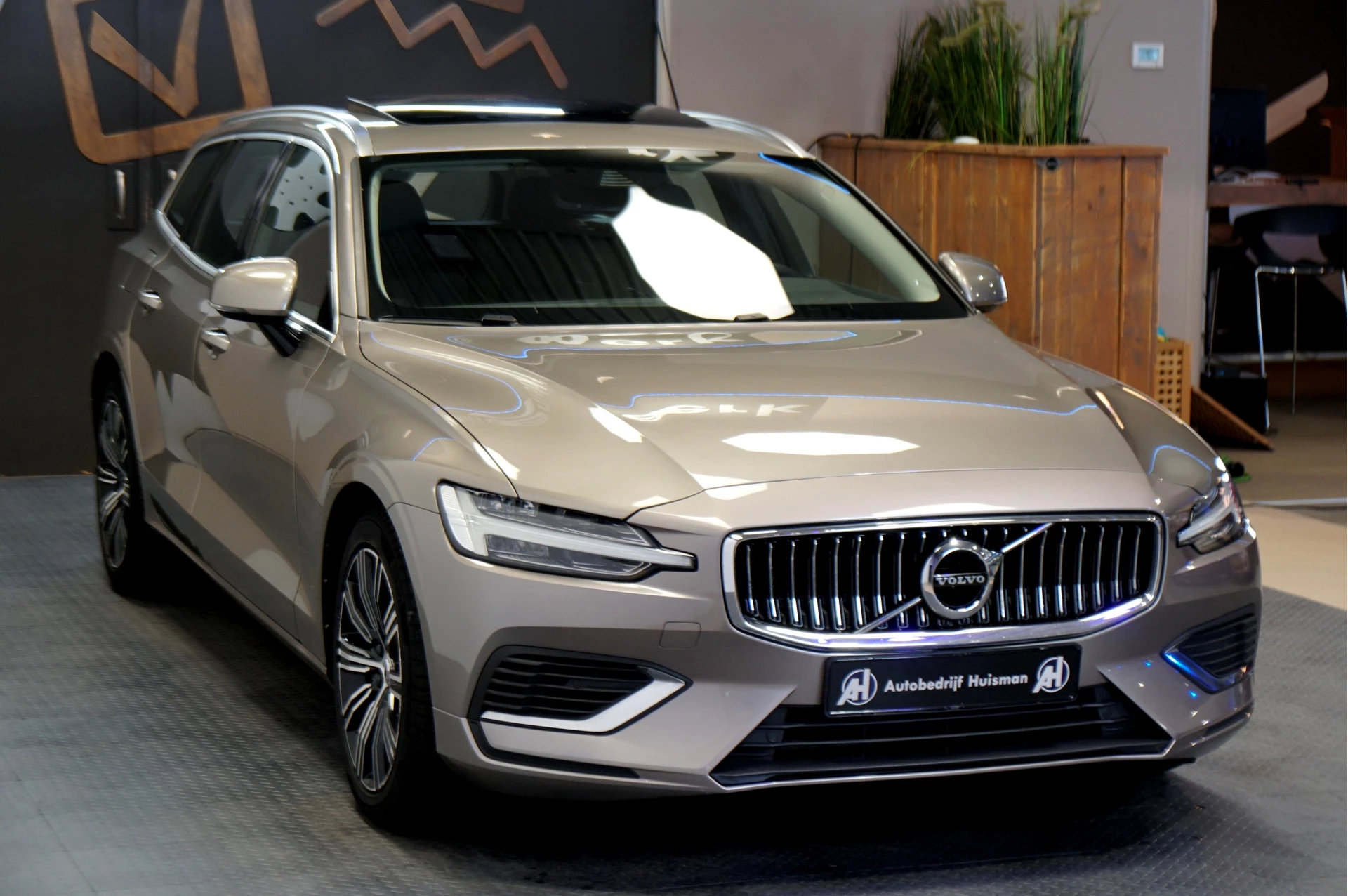 Hoofdafbeelding Volvo V60