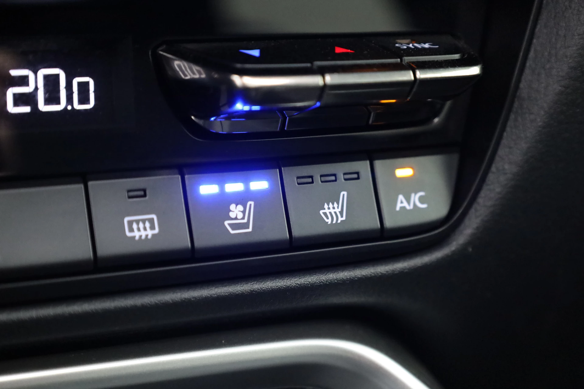 Hoofdafbeelding Mazda CX-60