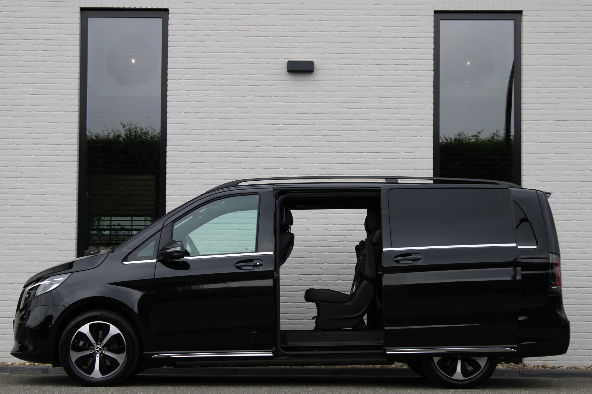 Hoofdafbeelding Mercedes-Benz EQV