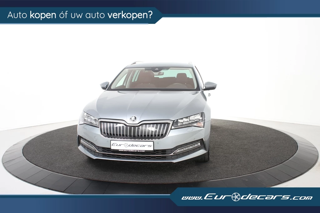 Hoofdafbeelding Škoda Superb