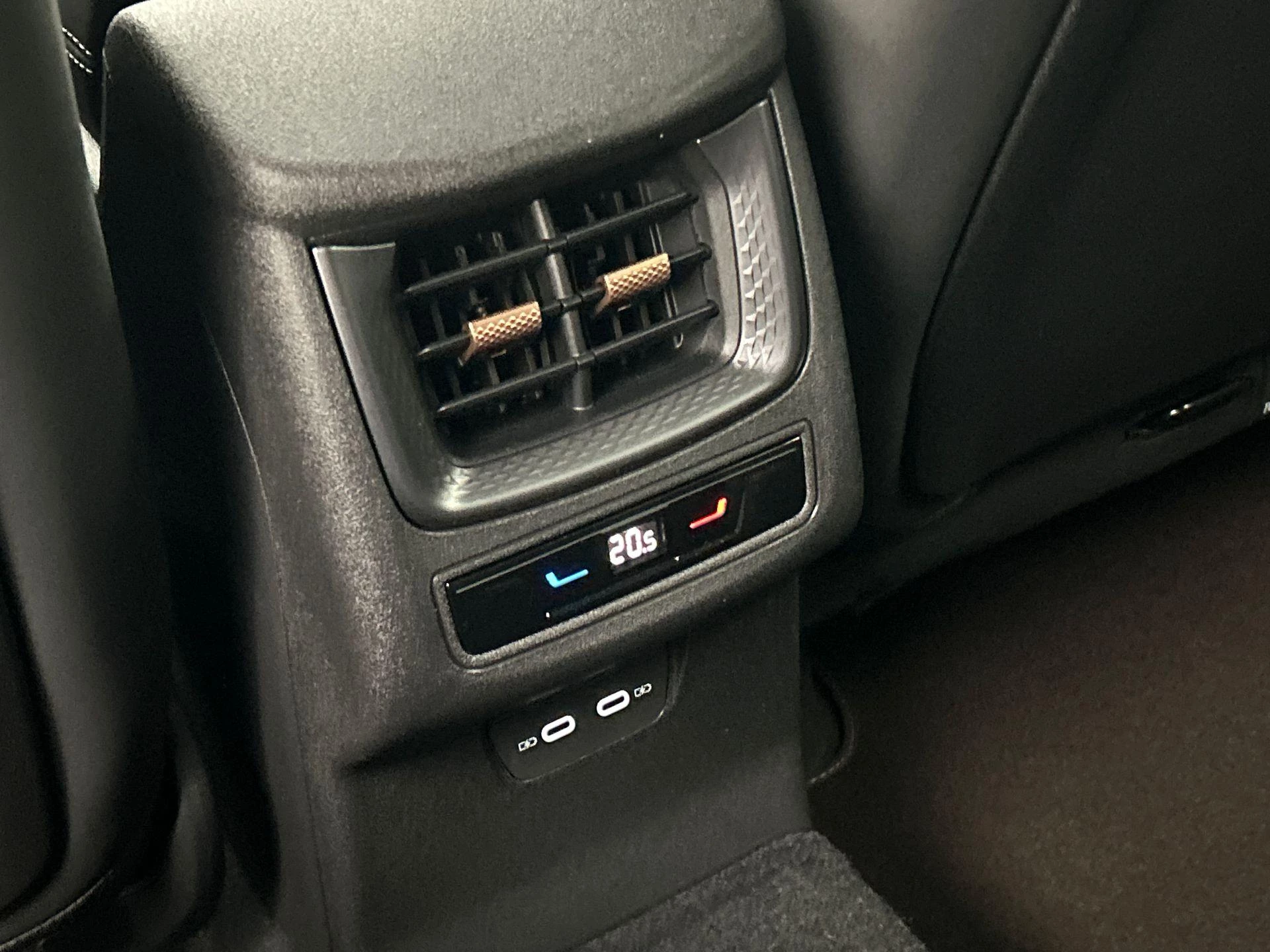 Hoofdafbeelding CUPRA Terramar