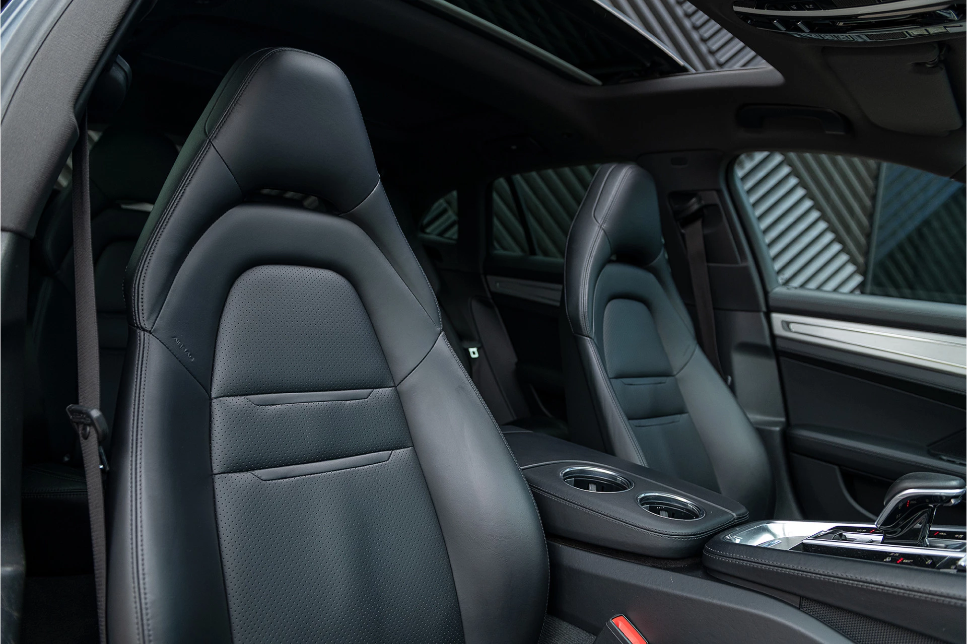 Hoofdafbeelding Porsche Panamera