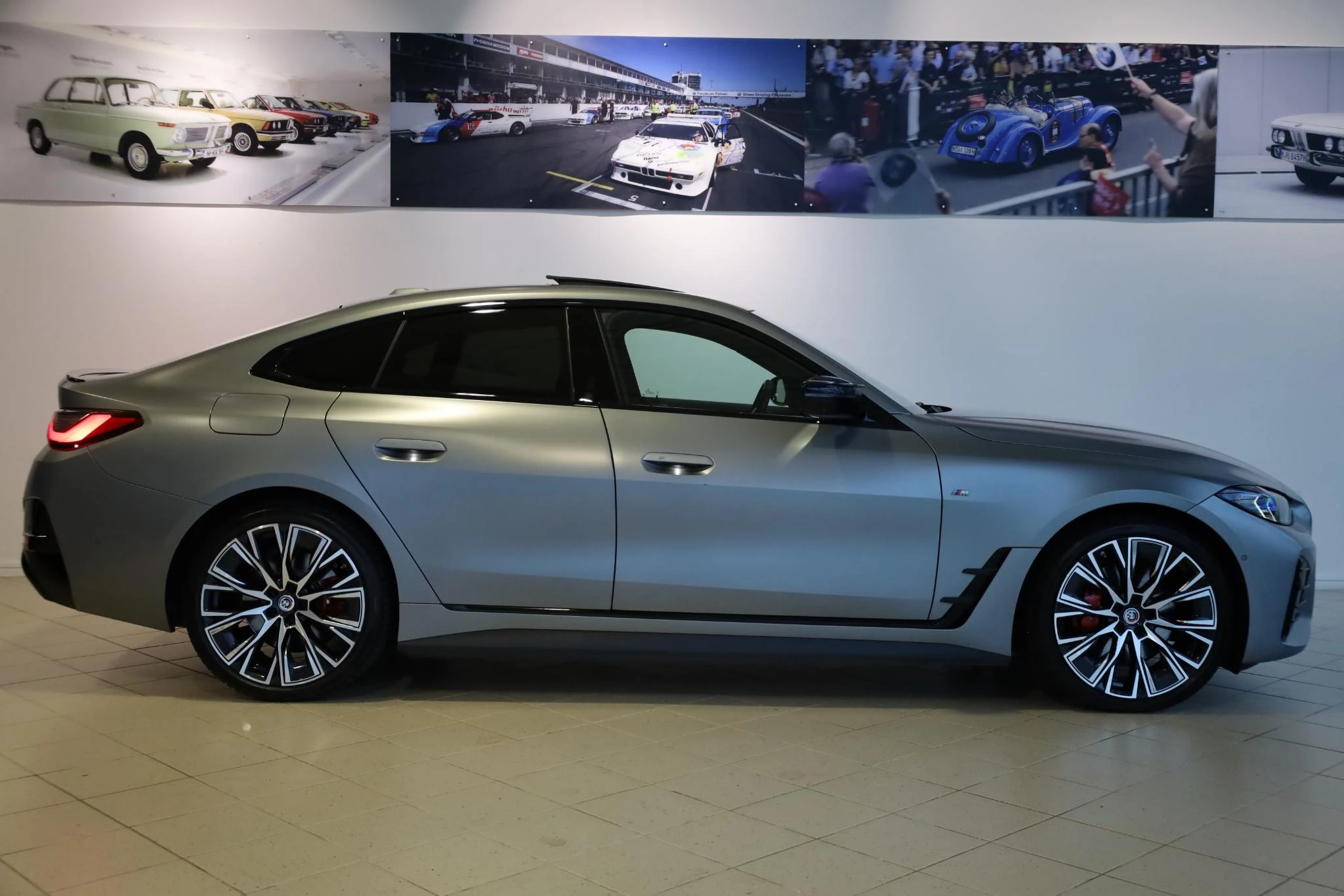 Hoofdafbeelding BMW i4