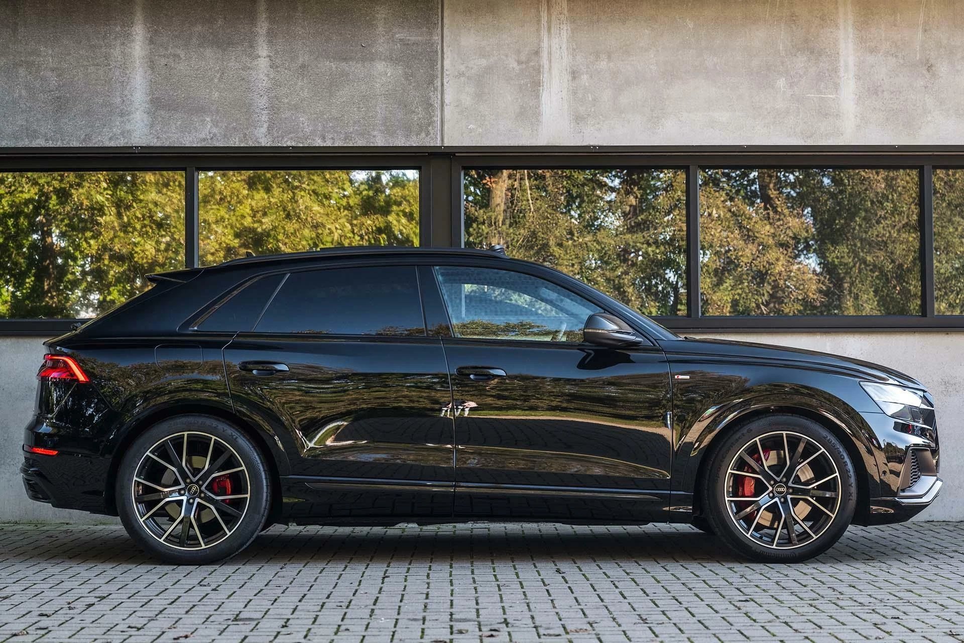 Hoofdafbeelding Audi Q8