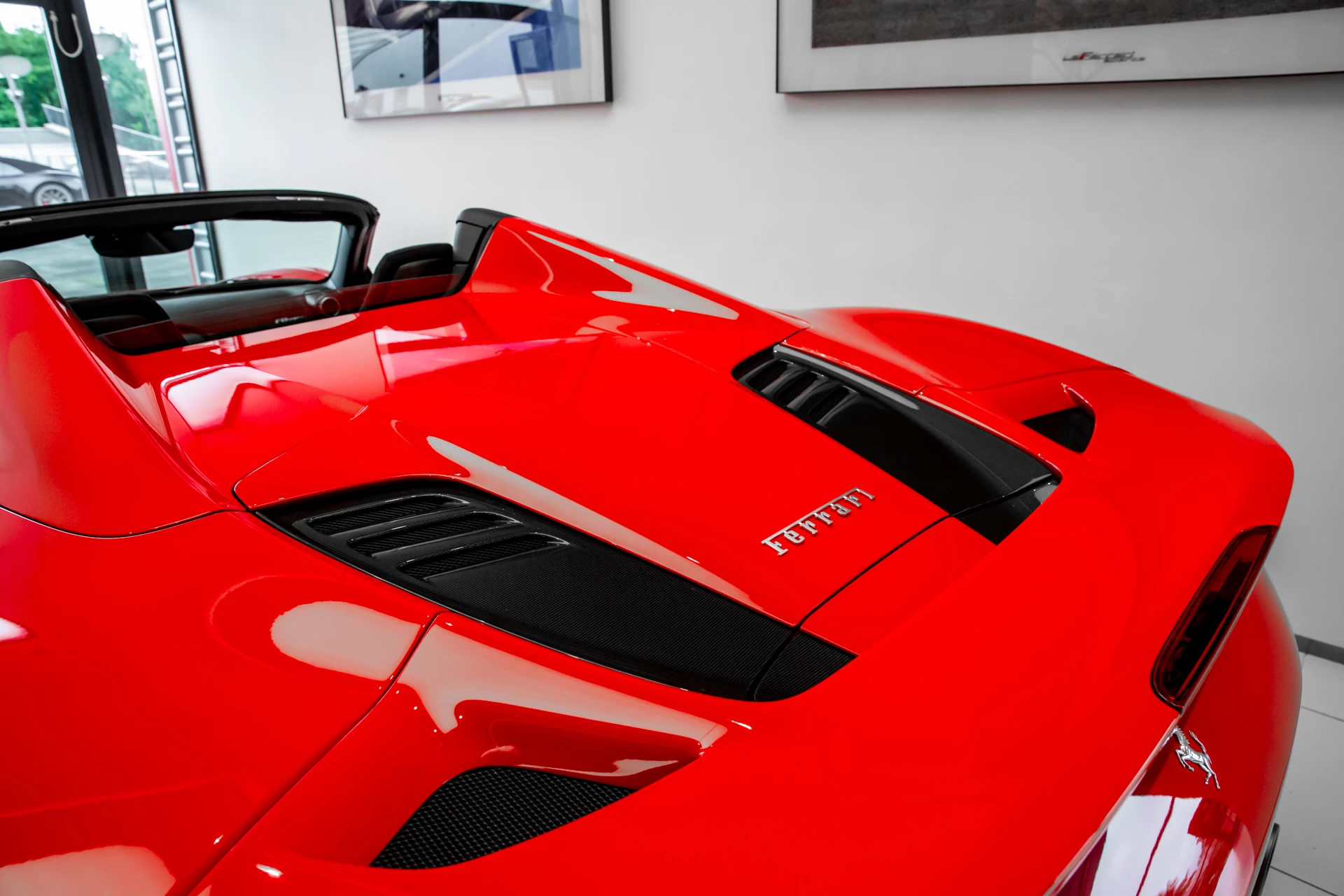 Hoofdafbeelding Ferrari F8 Spider