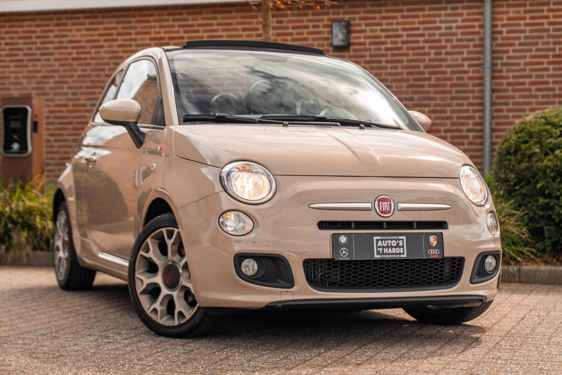 Hoofdafbeelding Fiat 500C