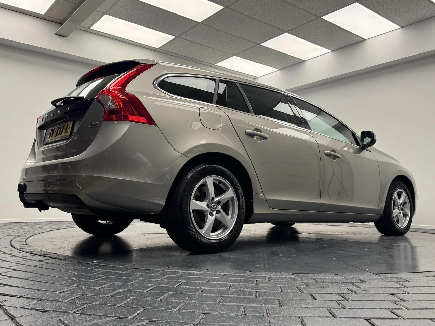 Hoofdafbeelding Volvo V60