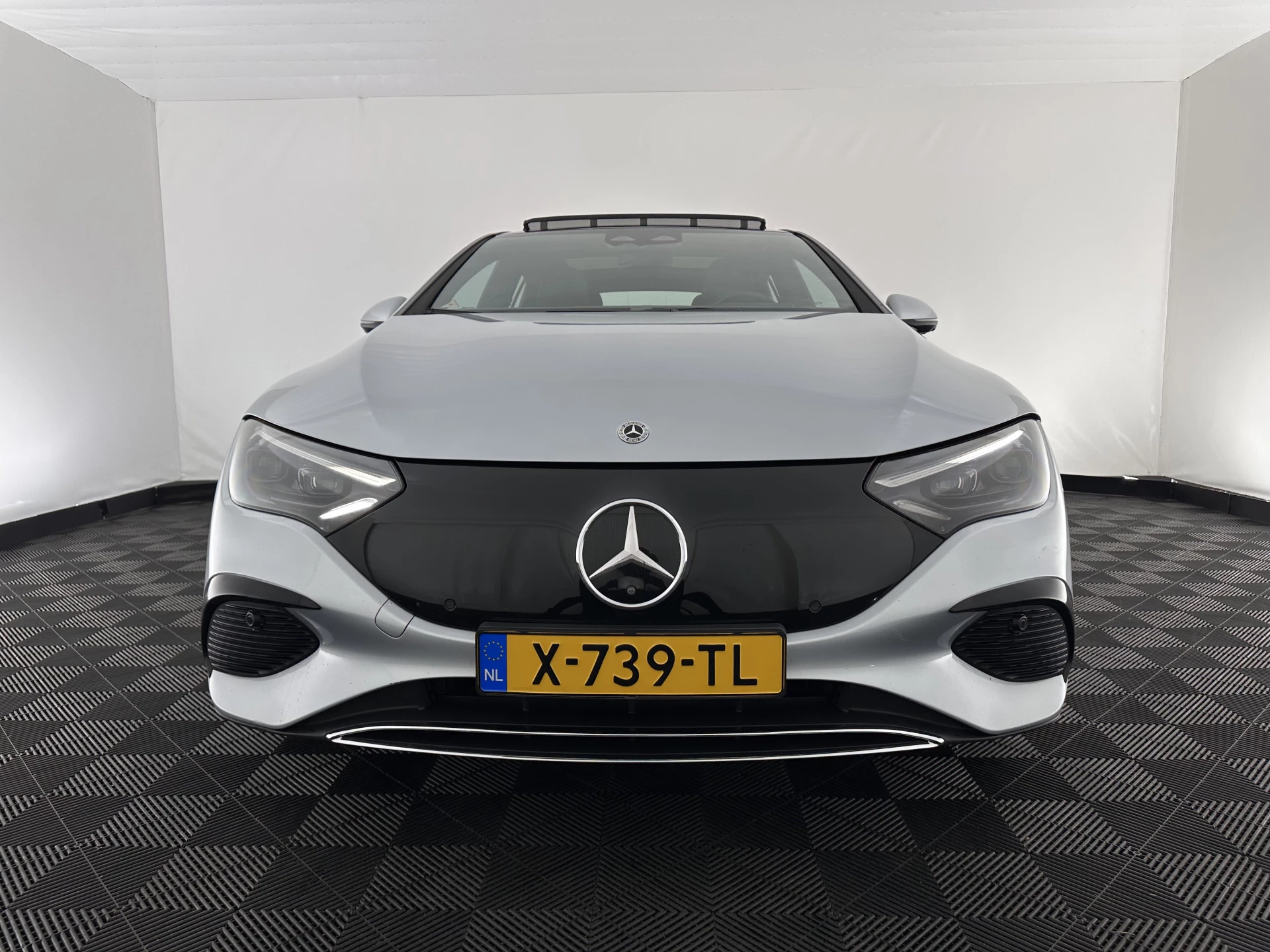 Hoofdafbeelding Mercedes-Benz EQE