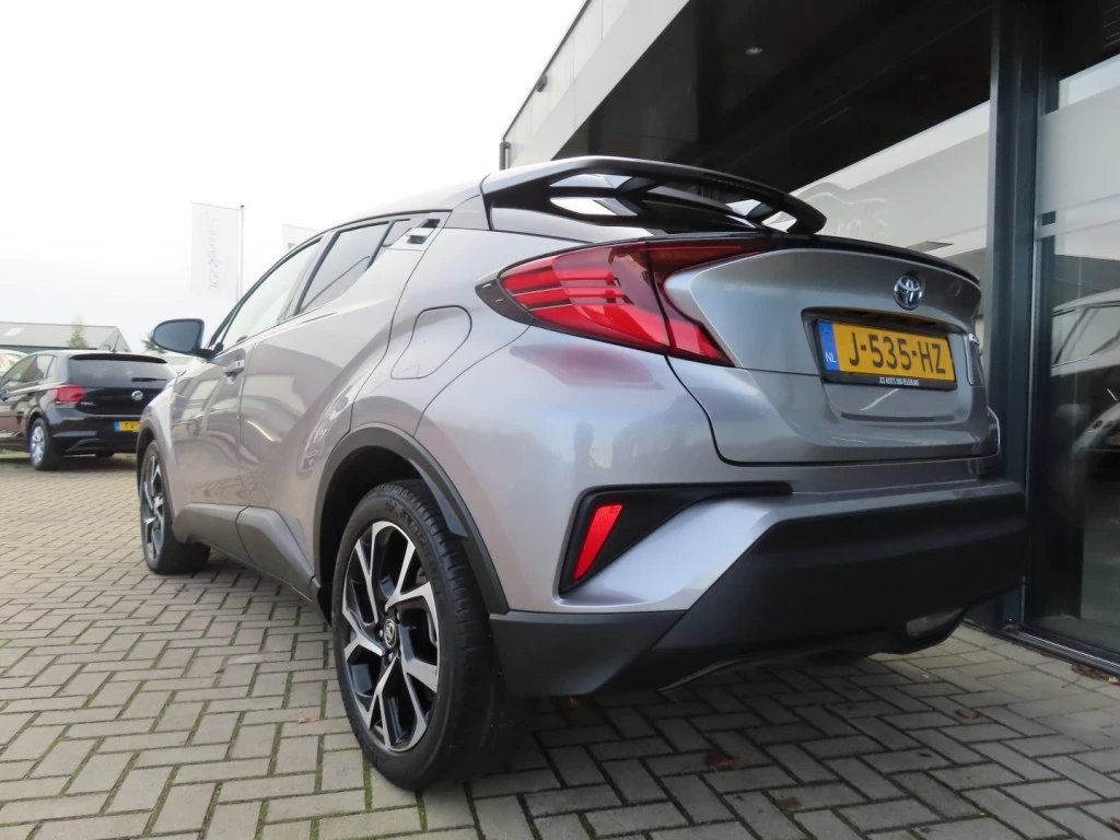 Hoofdafbeelding Toyota C-HR