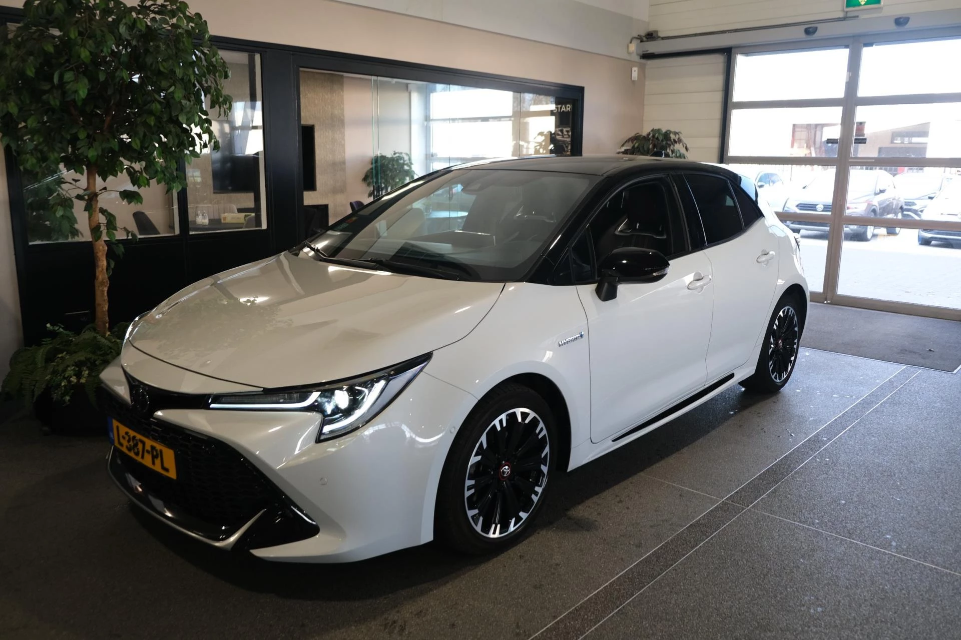 Hoofdafbeelding Toyota Corolla