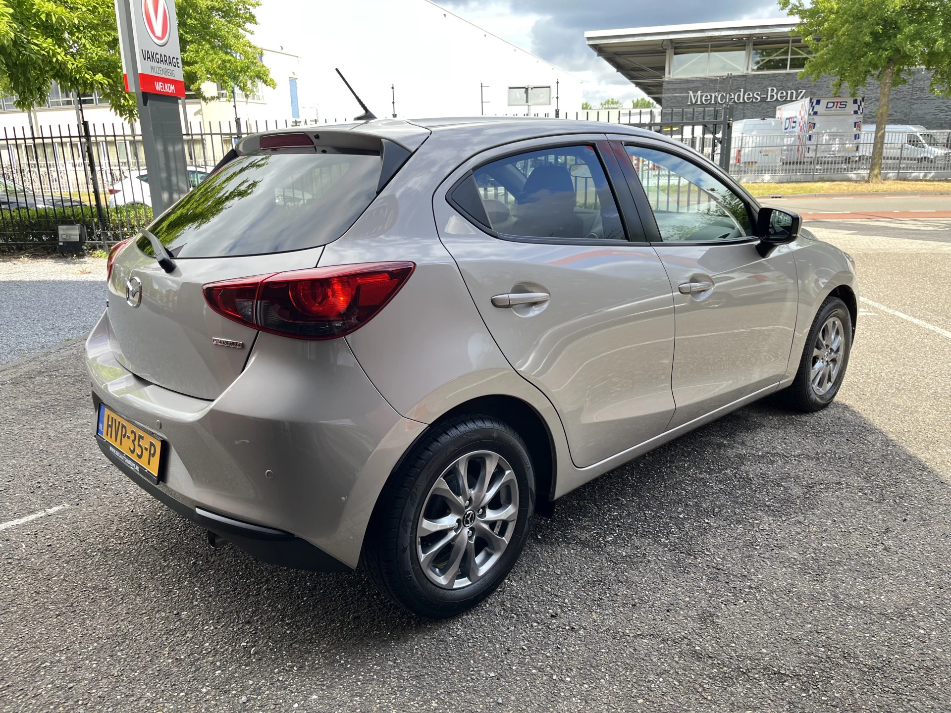 Hoofdafbeelding Mazda 2
