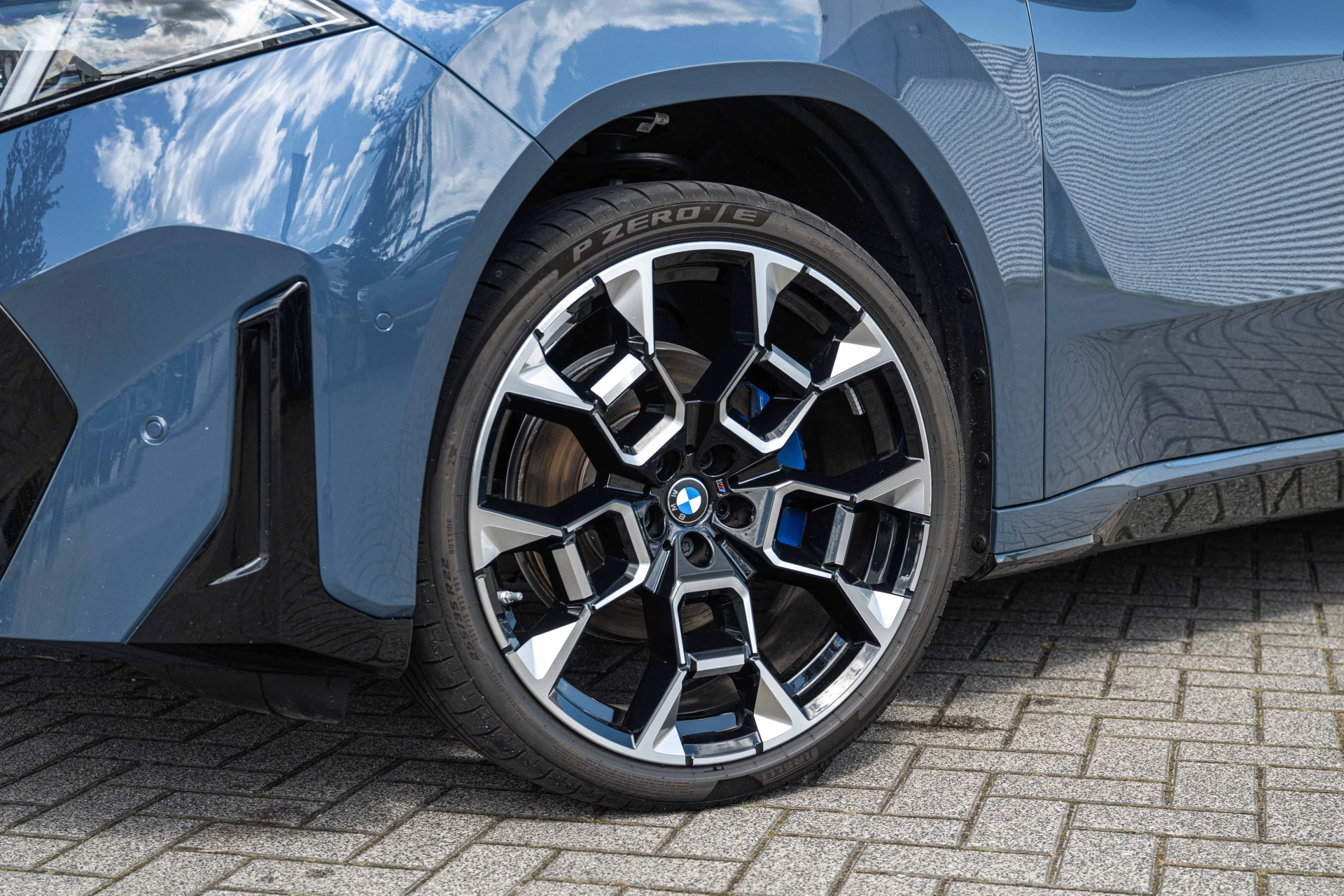Hoofdafbeelding BMW iX3