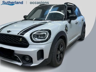 Mini Mini Countryman 1.5 Cooper S E ALL4 Classic | Panoramadak | Lederen bekleding | Adaptive LED | Stoelverwarming | Verwarmd Stuurwiel | Sportstoelen | Climate control | Armsteun | Keyless entry