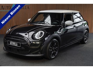 MINI Cooper Mini 1.5 Navi Leer Camera PDC Carplay Keyless Go & Entry LM velgen Zwarte binnenhemel Stoelverwarming Sportstoelen LED BTW auto!