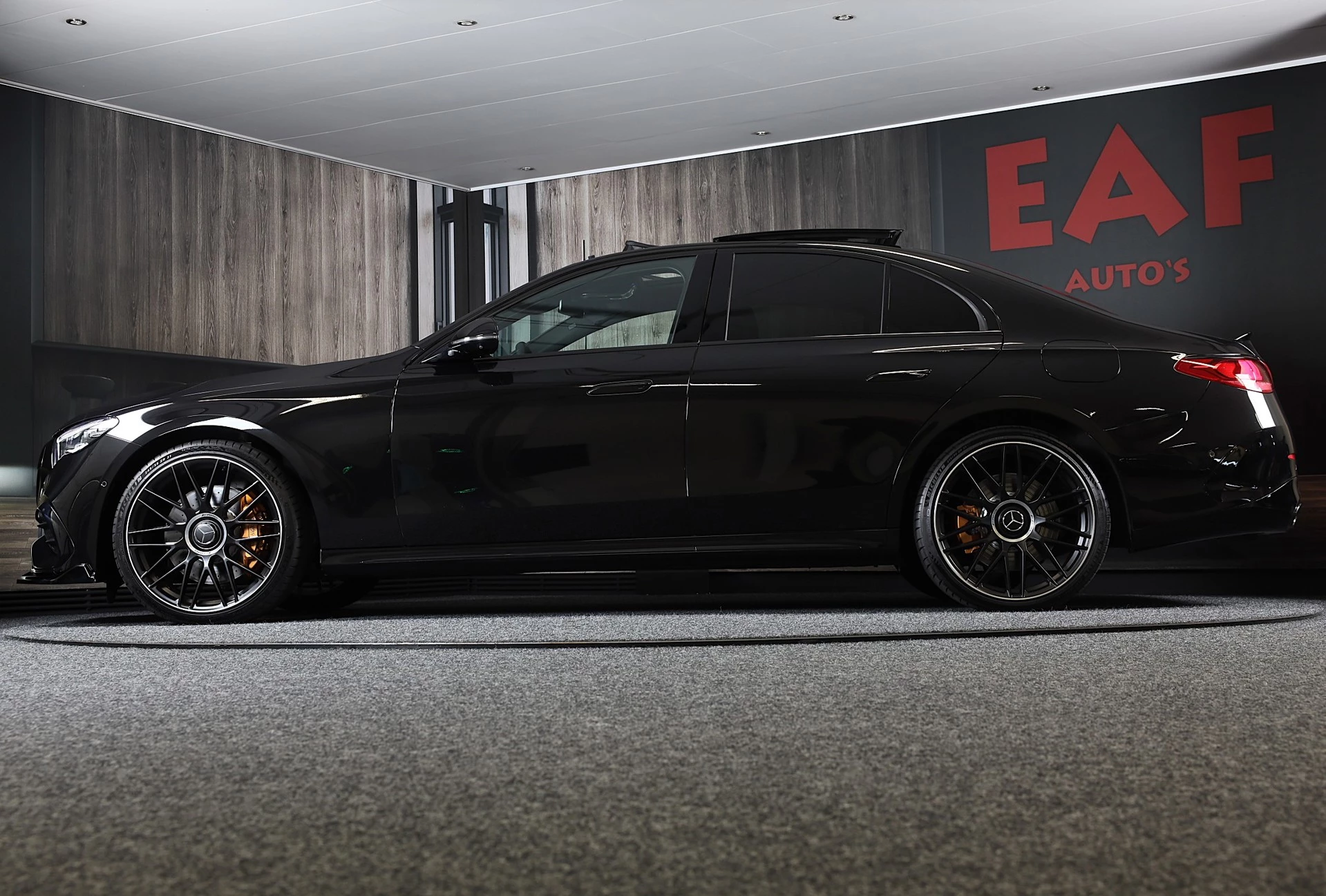 Hoofdafbeelding Mercedes-Benz E-Klasse