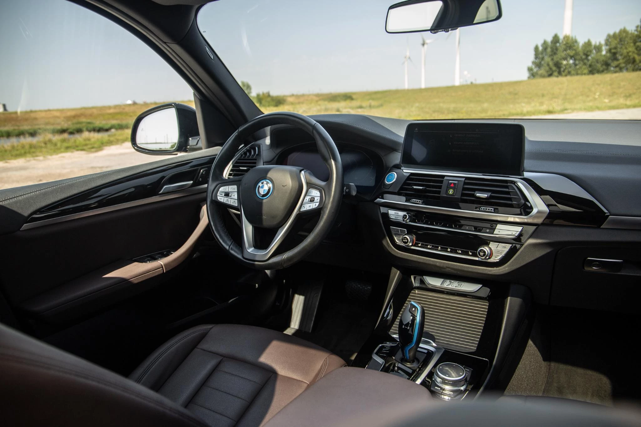 Hoofdafbeelding BMW iX3