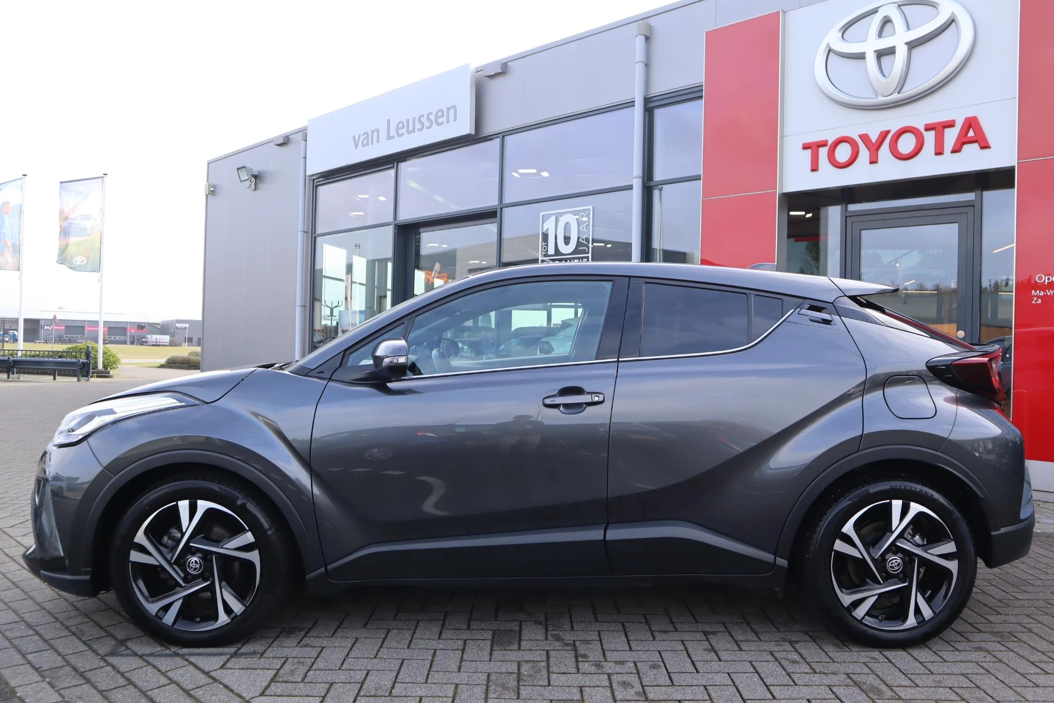 Hoofdafbeelding Toyota C-HR