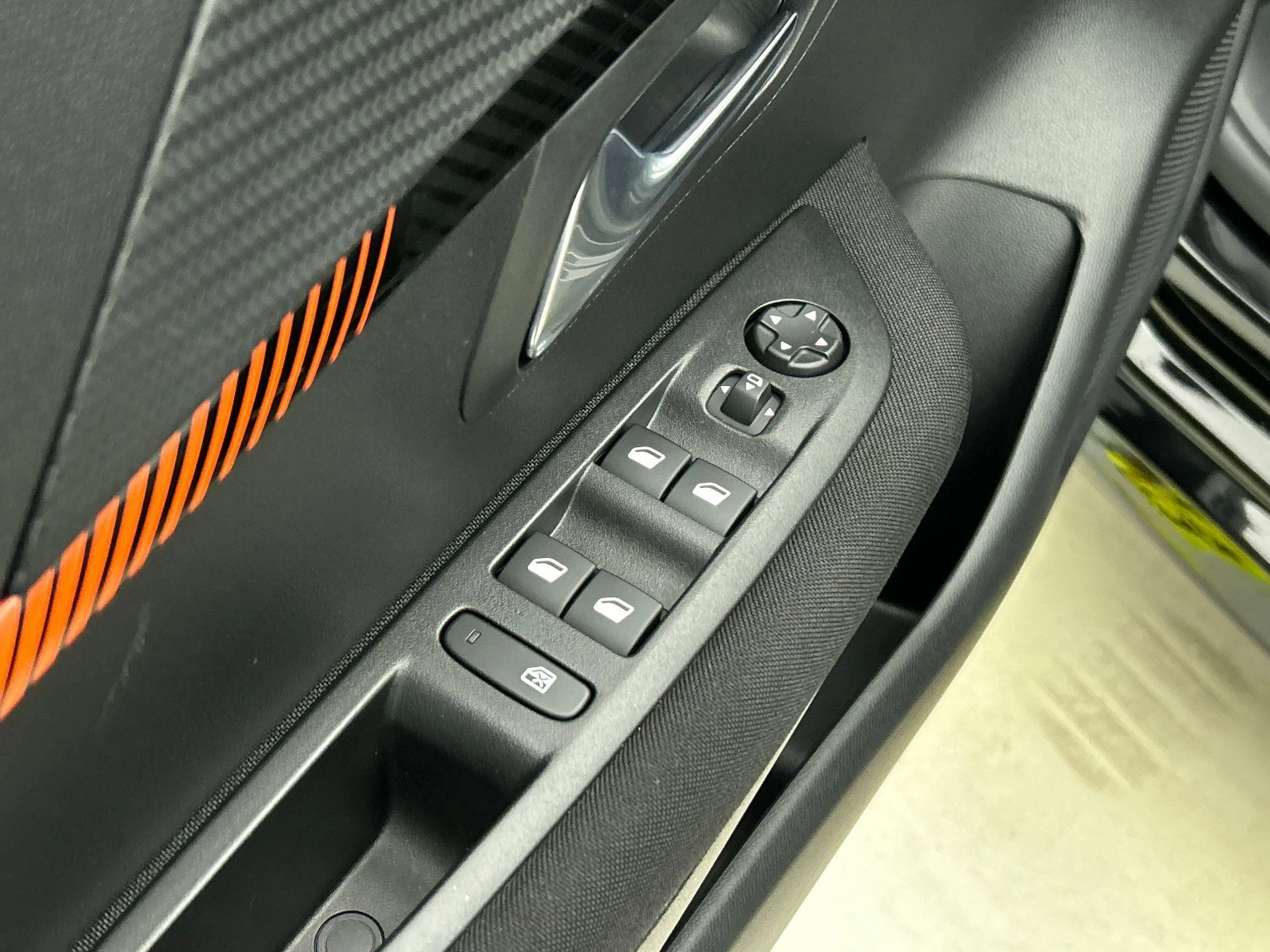 Hoofdafbeelding Peugeot e-208