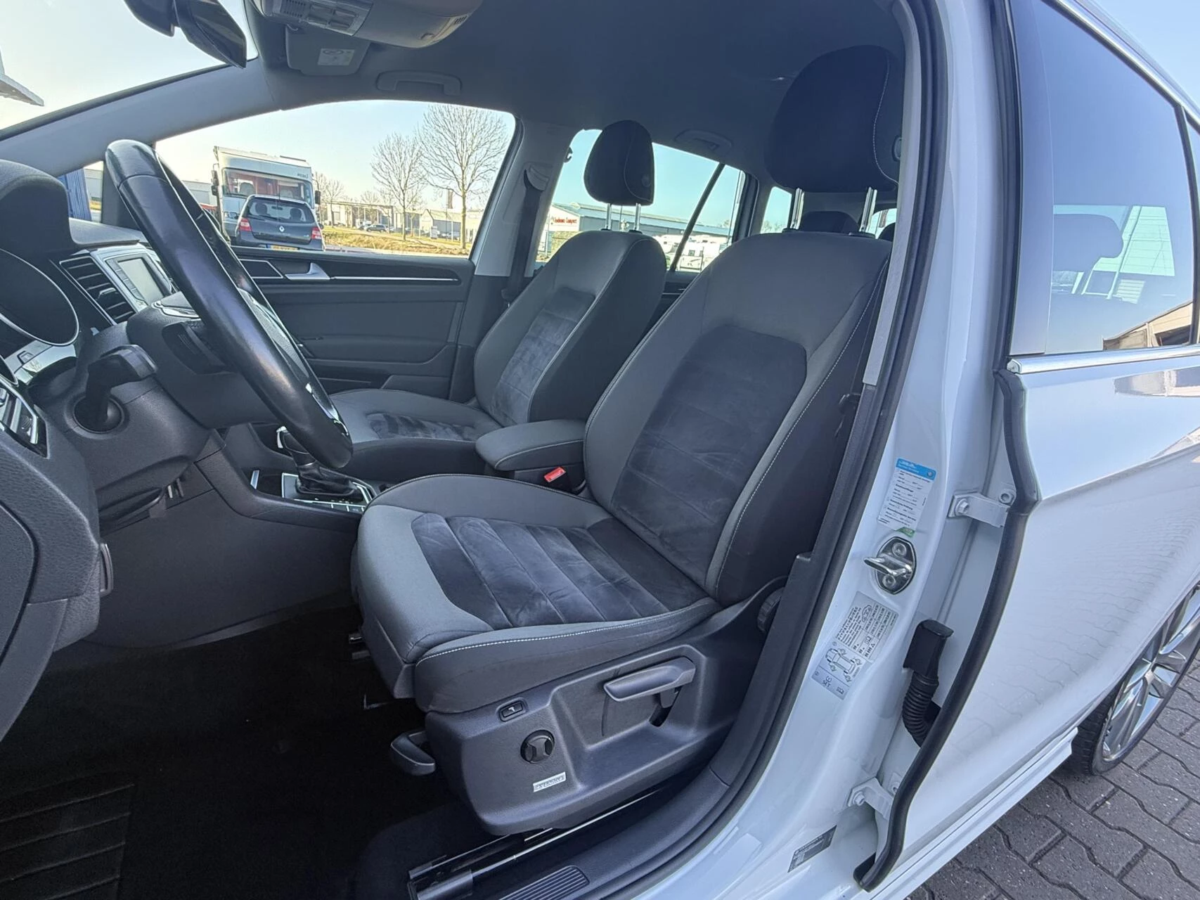 Hoofdafbeelding Volkswagen Golf Sportsvan