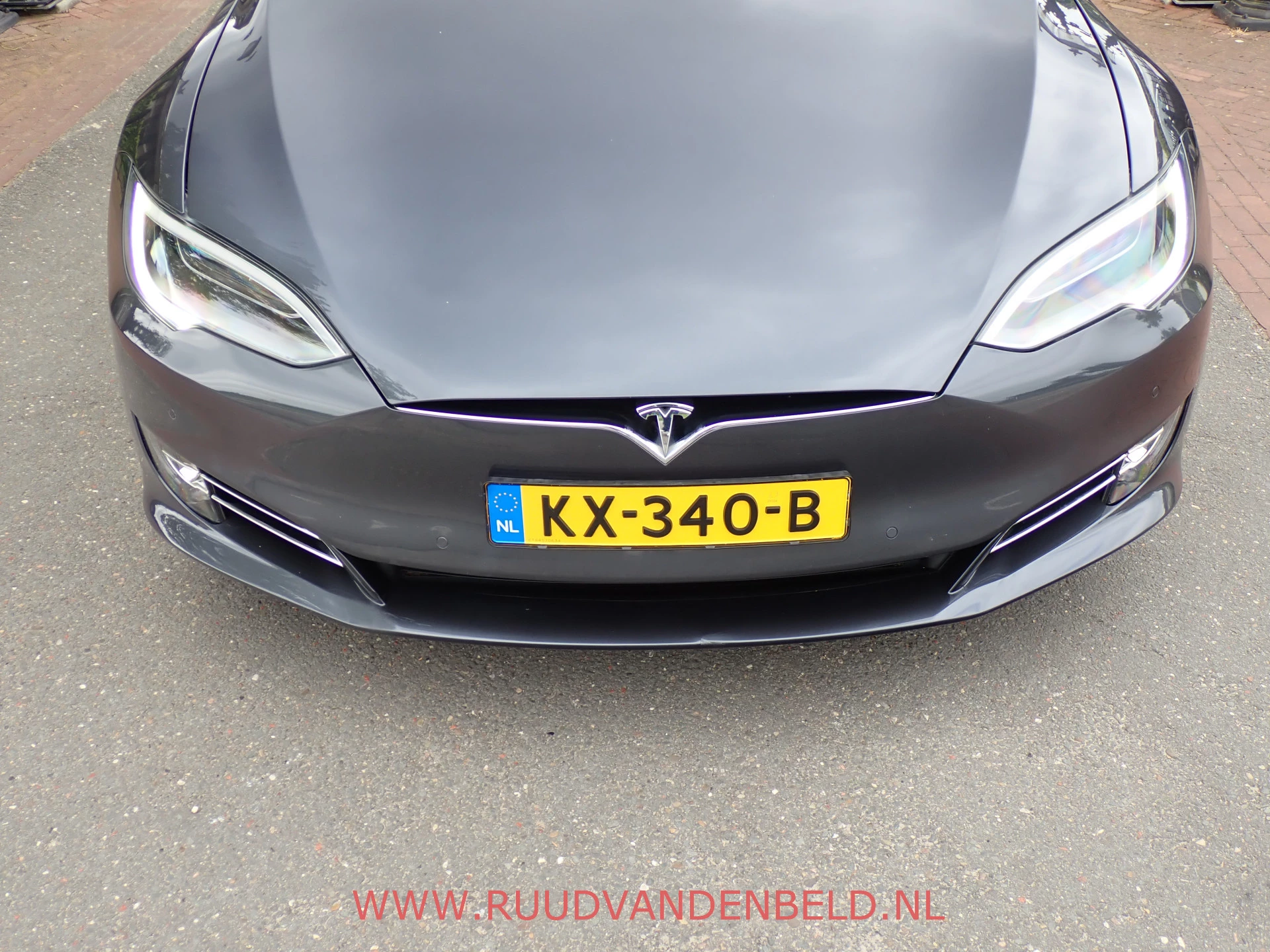 Hoofdafbeelding Tesla Model S