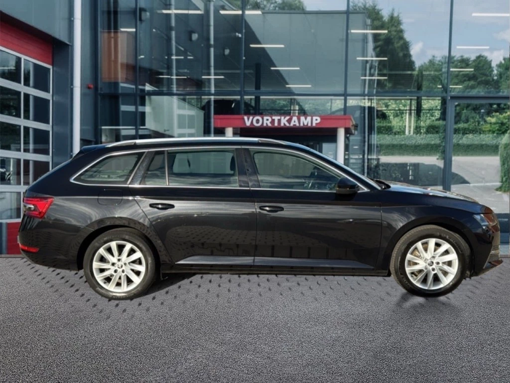 Hoofdafbeelding Škoda Superb