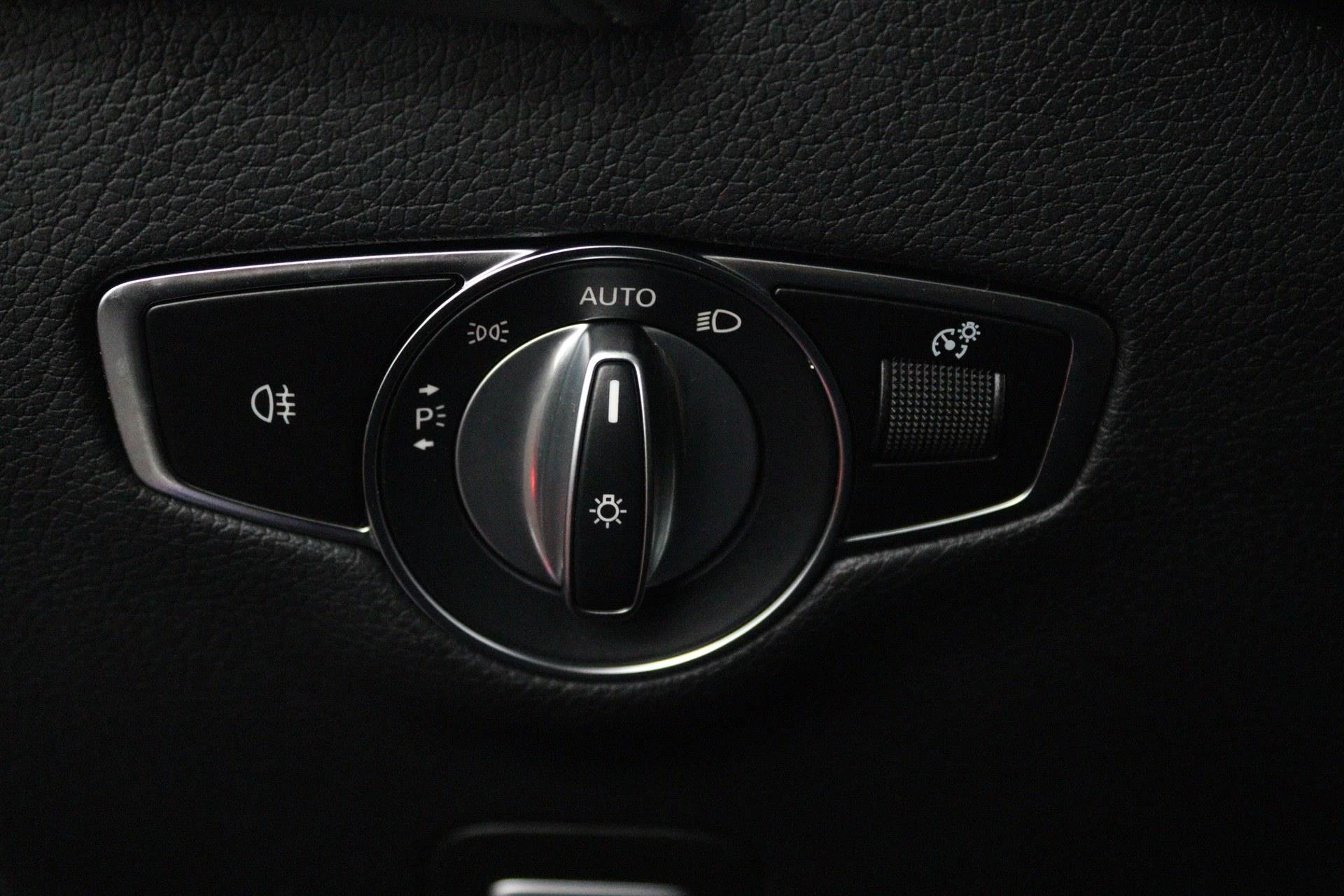 Hoofdafbeelding Mercedes-Benz EQC