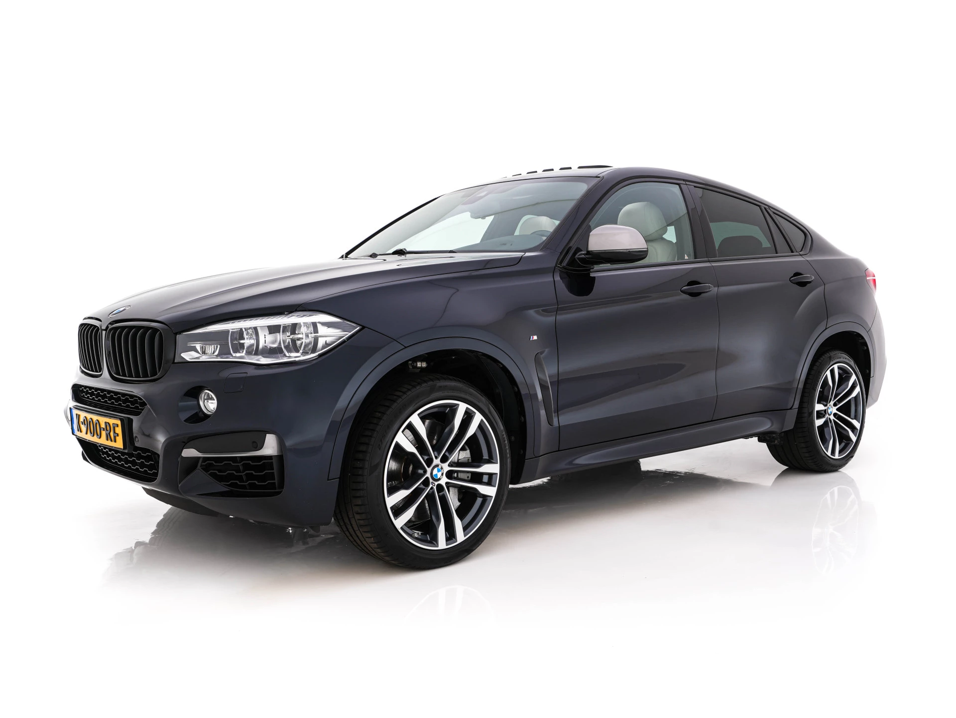 Hoofdafbeelding BMW X6