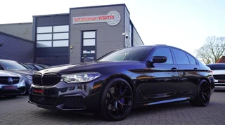 Hoofdafbeelding BMW 5 Serie BMW 5-serie M550d xDrive| Schuifdak | Stoelkoeling | Adaptieve Cruise control | 400 PK | Luxe Nappa Leder | Shadow Line | Dealer o