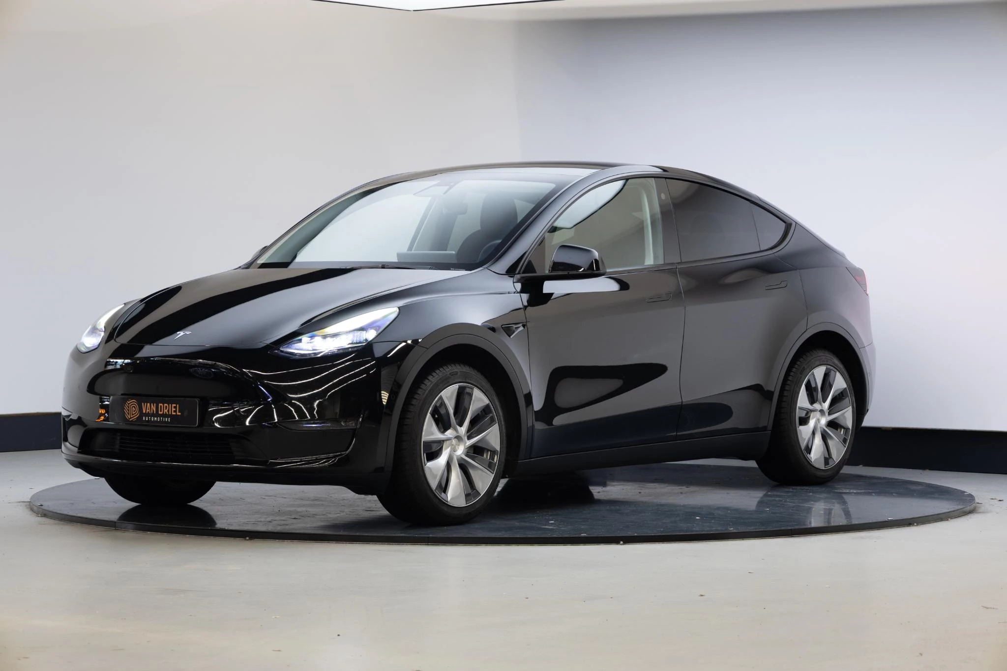 Hoofdafbeelding Tesla Model Y