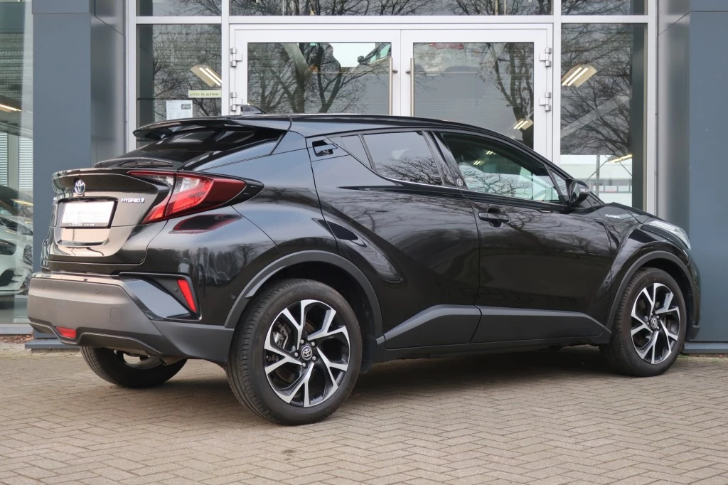 Hoofdafbeelding Toyota C-HR