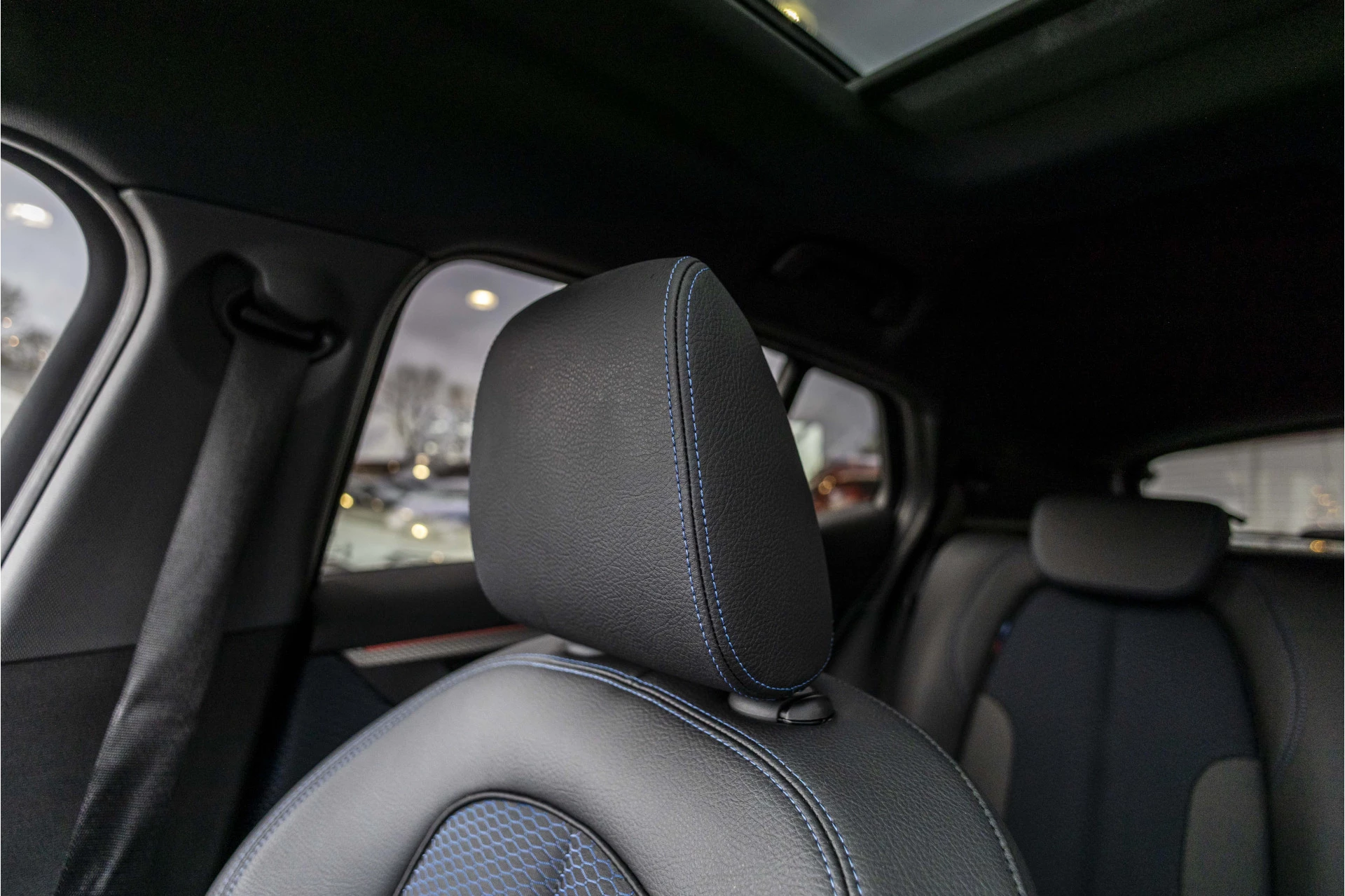 Hoofdafbeelding BMW X2