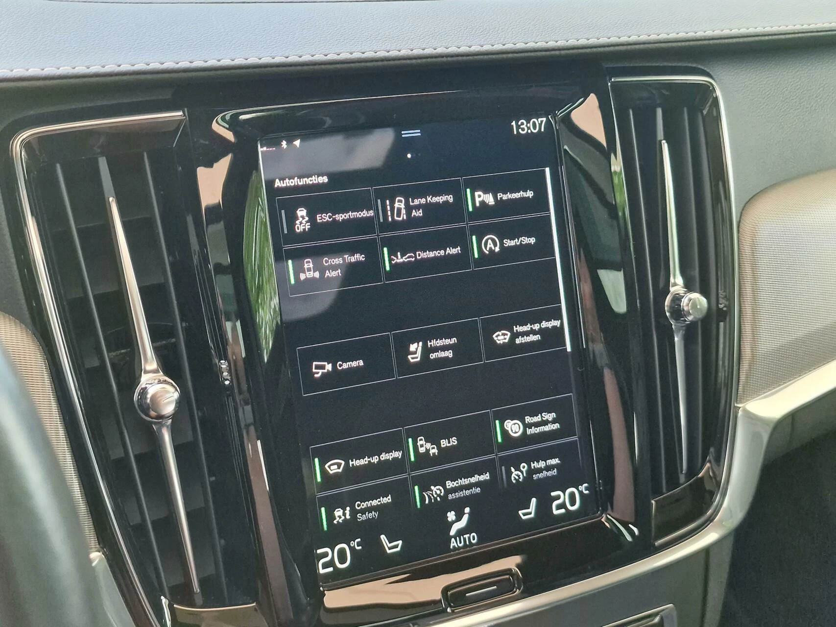 Hoofdafbeelding Volvo V90