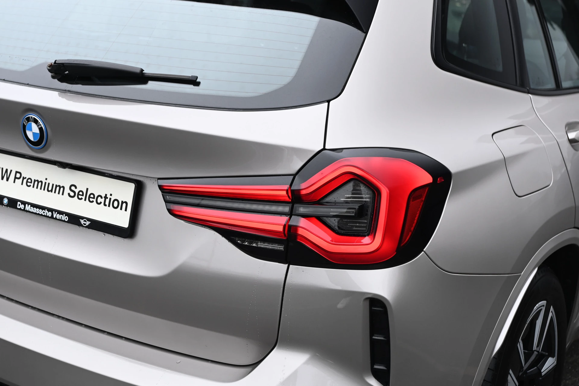 Hoofdafbeelding BMW iX3