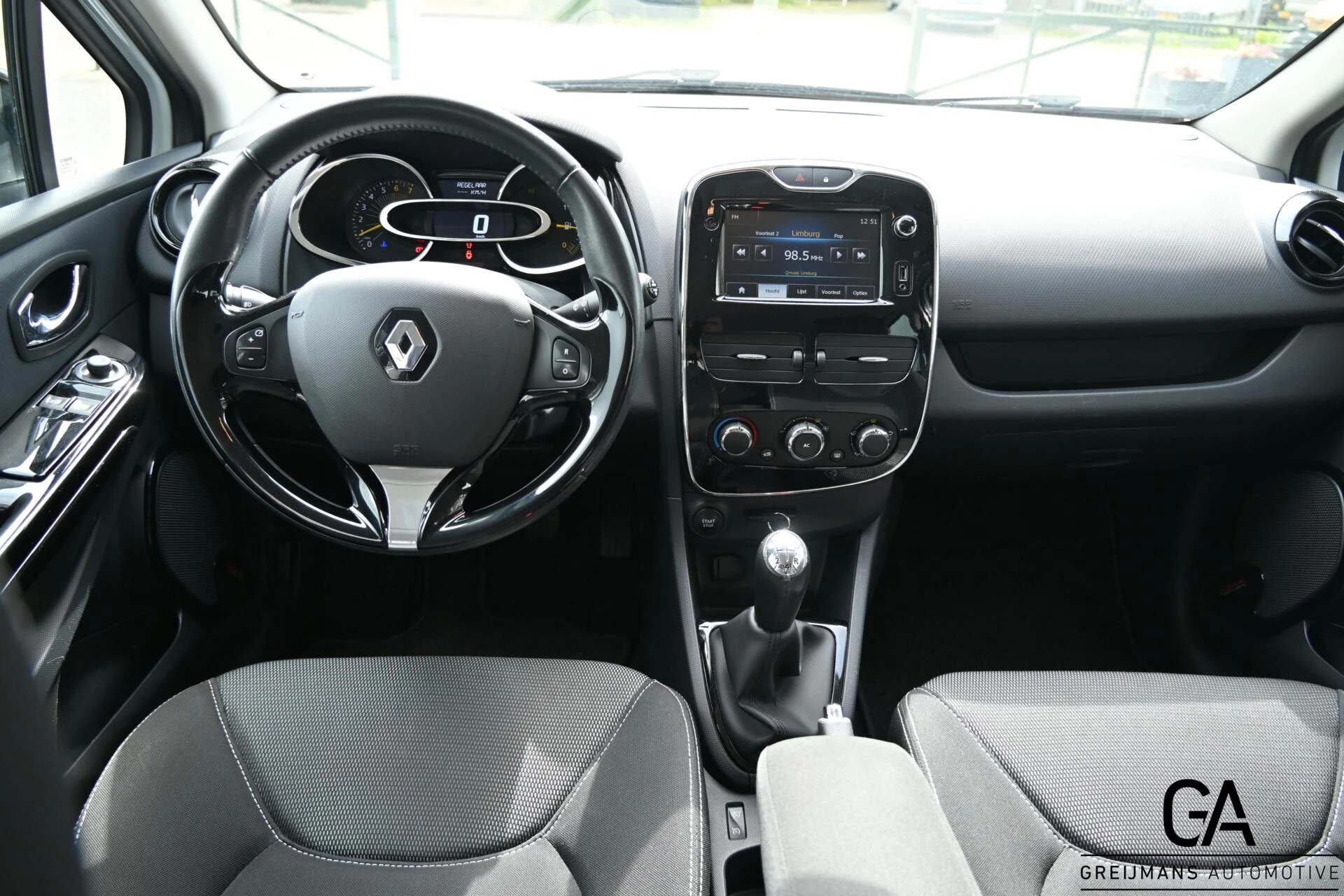 Hoofdafbeelding Renault Clio