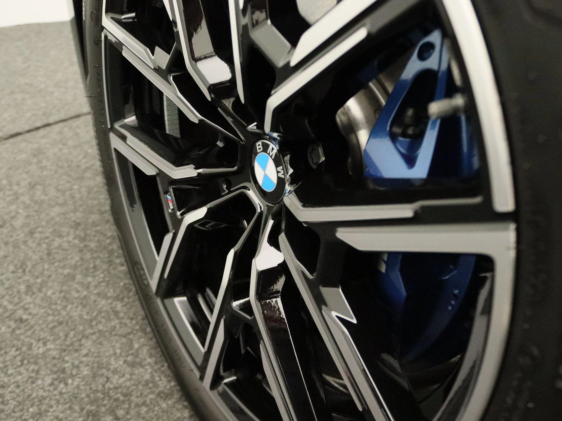 Hoofdafbeelding BMW i4