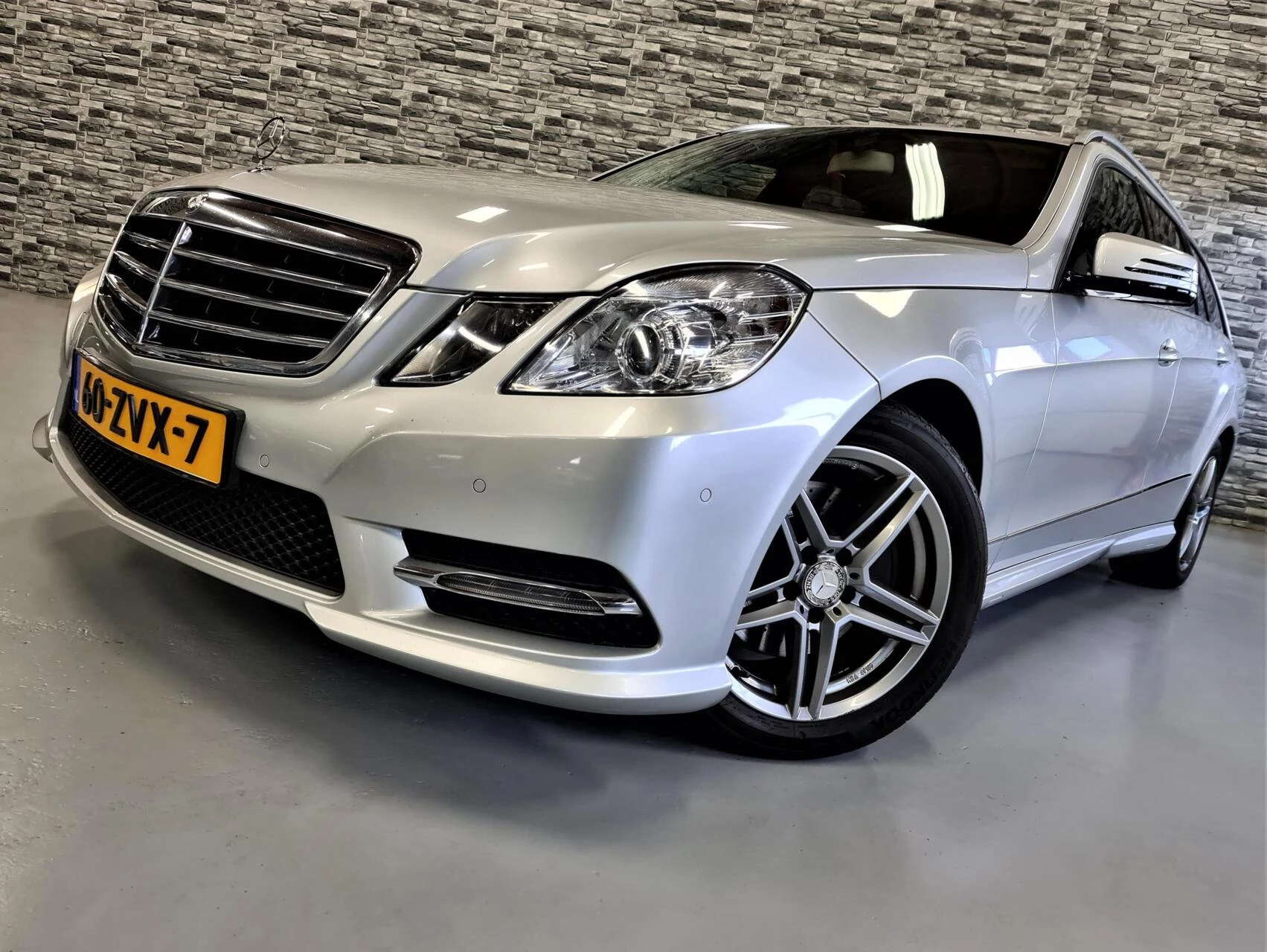 Hoofdafbeelding Mercedes-Benz E-Klasse