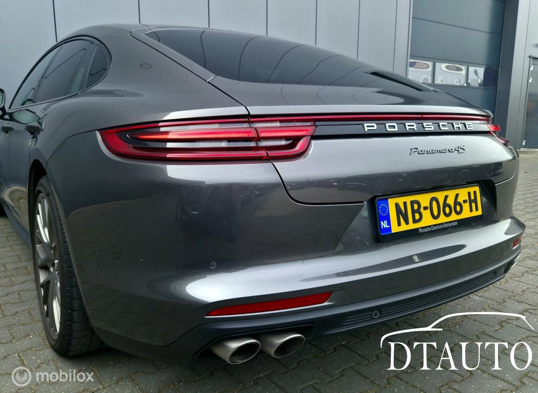 Hoofdafbeelding Porsche Panamera