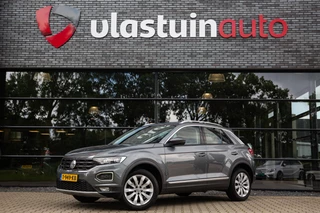 Volkswagen T-Roc 1.5 TSI Sport , Adap. cruise, Trekhaak, Stoel/stuurverwarming,