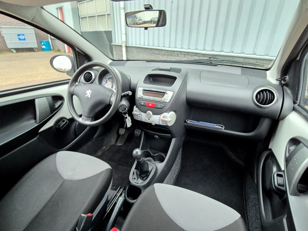 Hoofdafbeelding Peugeot 107