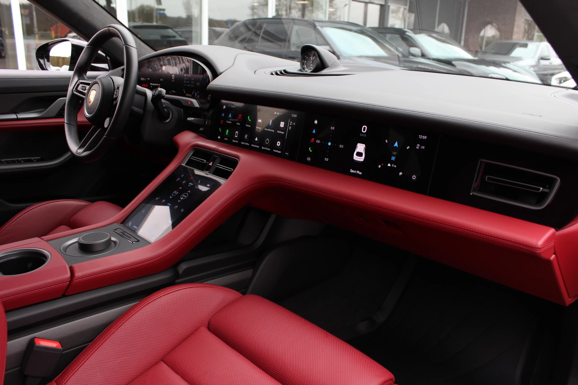 Hoofdafbeelding Porsche Taycan