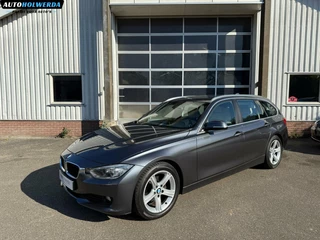 Hoofdafbeelding BMW 3 Serie BMW 3-serie Touring 320d EfficientDynamic Individual NL-auto