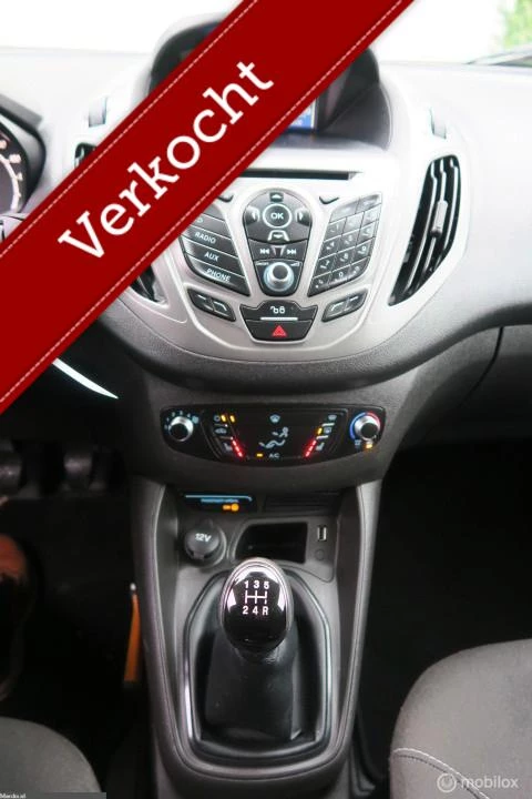 Hoofdafbeelding Ford Transit Courier