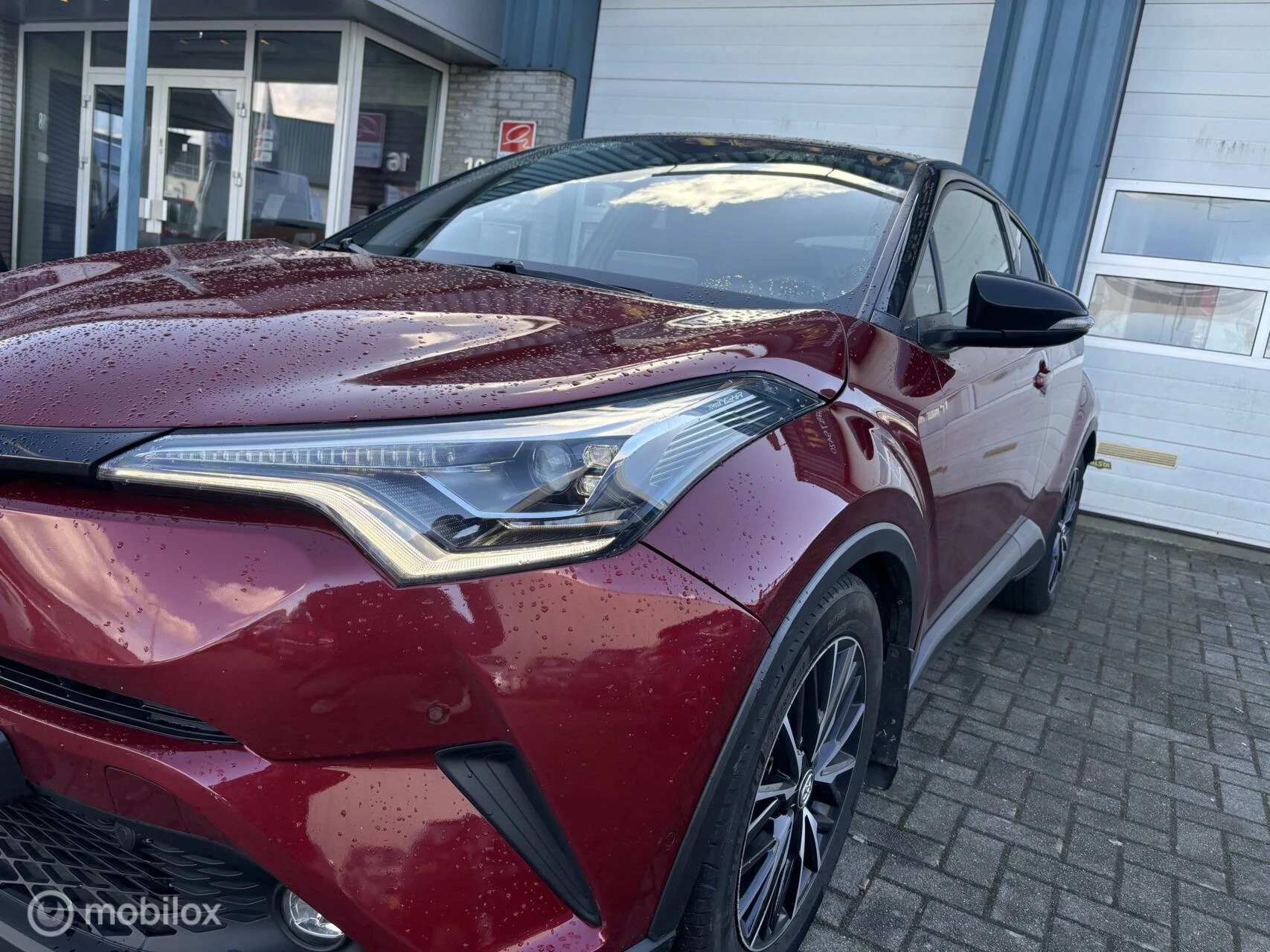 Hoofdafbeelding Toyota C-HR