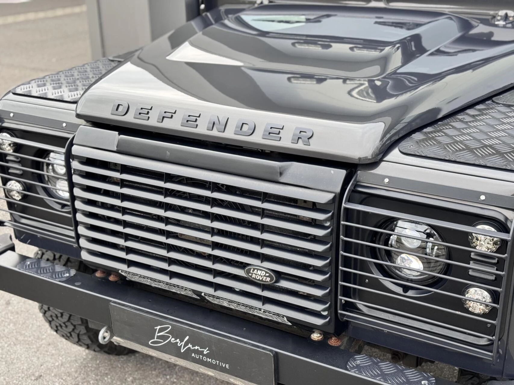 Hoofdafbeelding Land Rover Defender