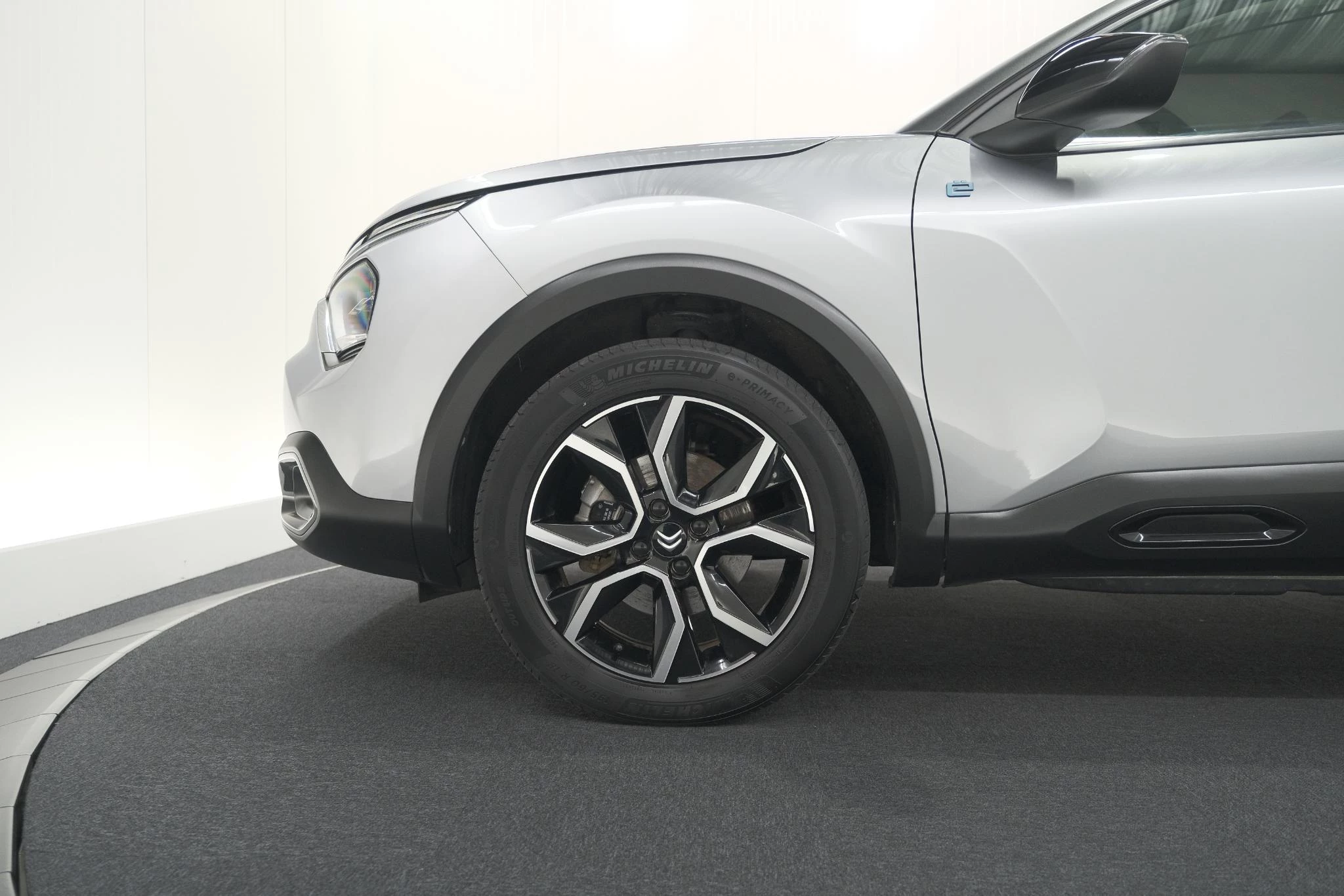 Hoofdafbeelding Citroën ë-C4