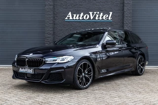 BMW 5 Serie Touring 530e M Sport Hybride | Panodak | Head-Up | Camera | Laserlicht | Driving Ass. Pro | Trekhaak