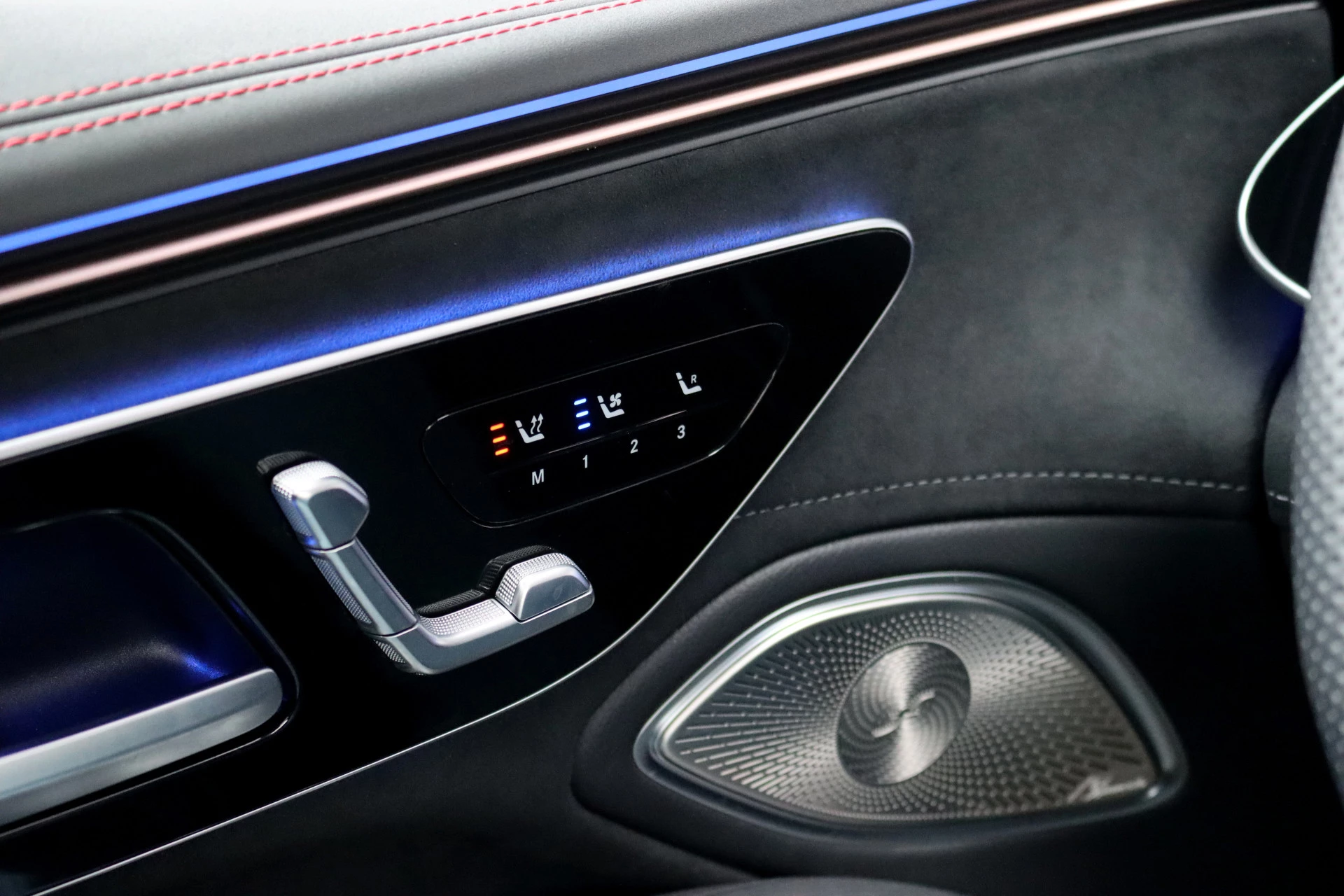 Hoofdafbeelding Mercedes-Benz EQS